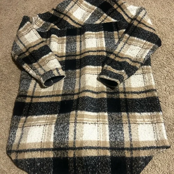 RD Style Black and Cream Plaid Teddy Jacket size large - Picture 7 of 8